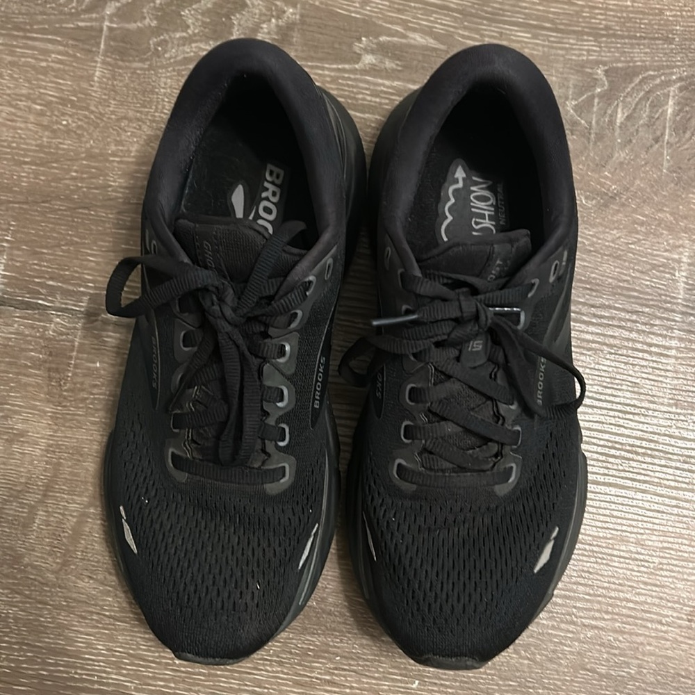 WOMEN'S BROOKS GHOST 15